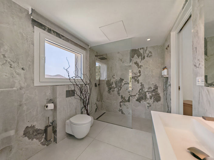 Image No.20-4 Bed Villa for sale