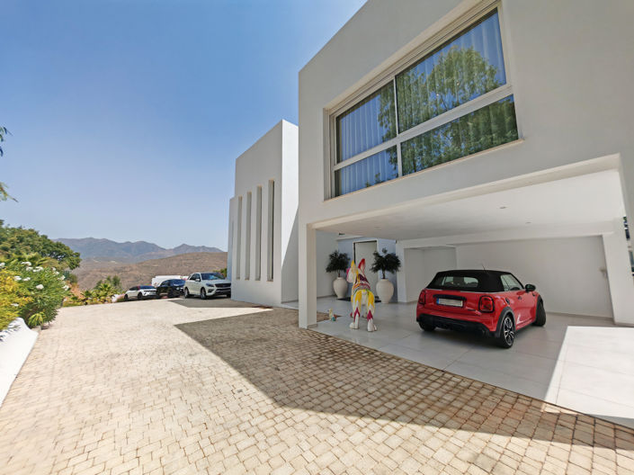 Image No.37-4 Bed Villa for sale