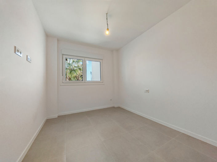 Image No.11-2 Bed Apartment for sale