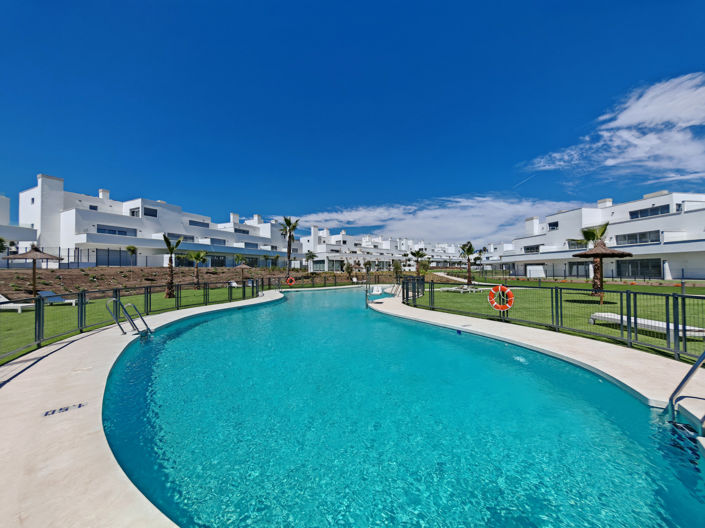 Image No.16-2 Bed Apartment for sale