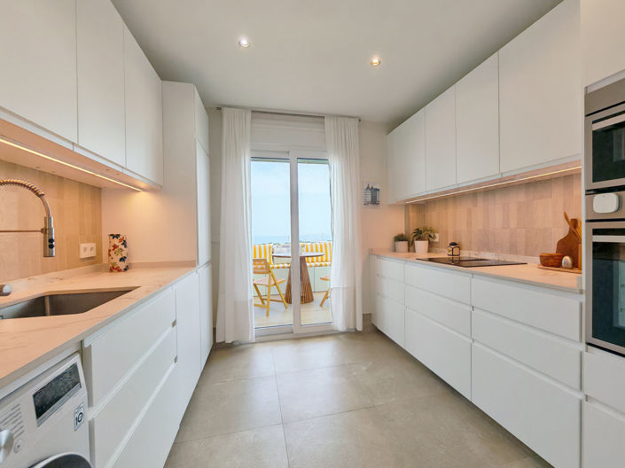 Image No.10-3 Bed Duplex for sale