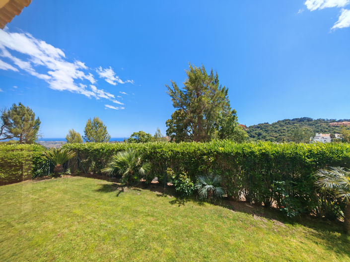 Image No.8-2 Bed Property for sale