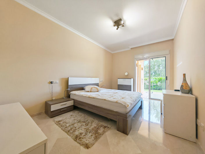 Image No.9-2 Bed Property for sale