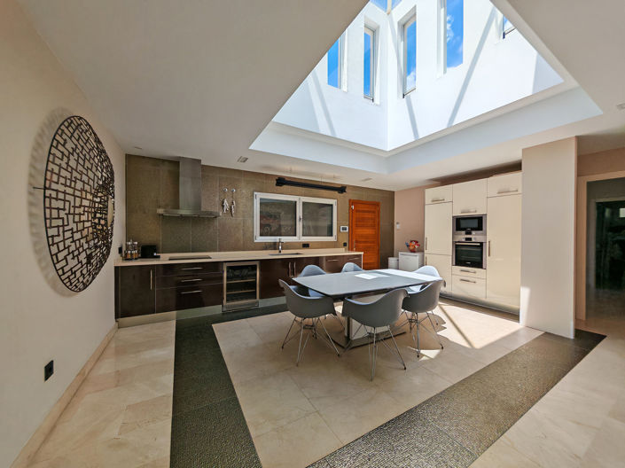 Image No.10-3 Bed Villa for sale