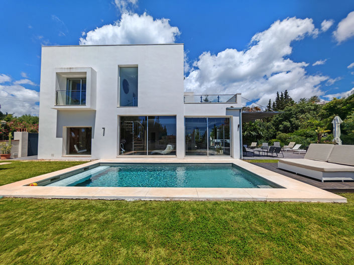 Image No.28-3 Bed Villa for sale