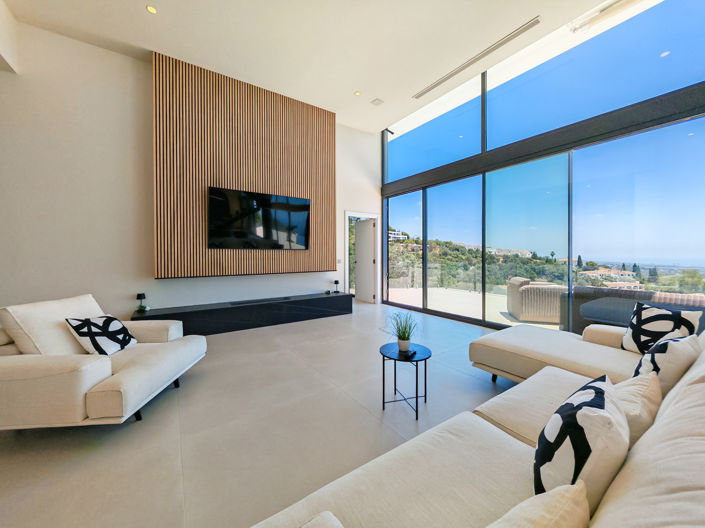 Image No.3-4 Bed Villa for sale