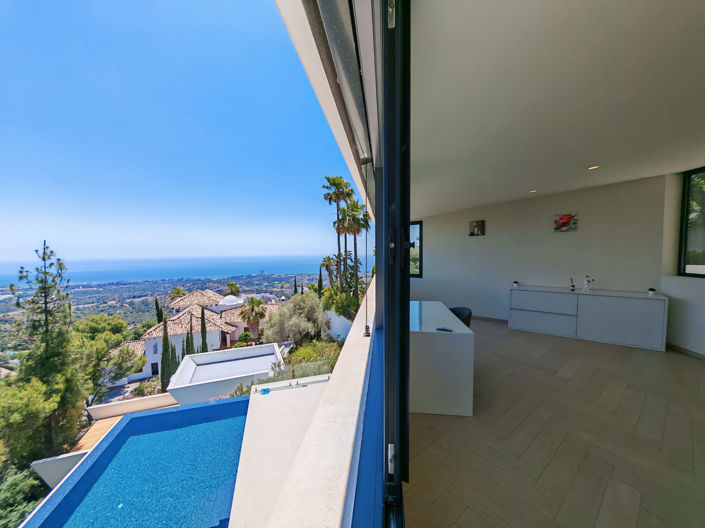 Image No.30-4 Bed Villa for sale