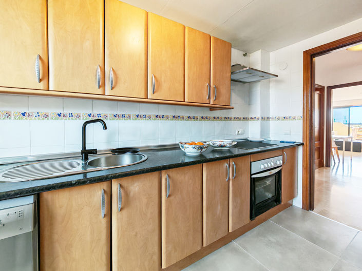 Image No.11-3 Bed Property for sale