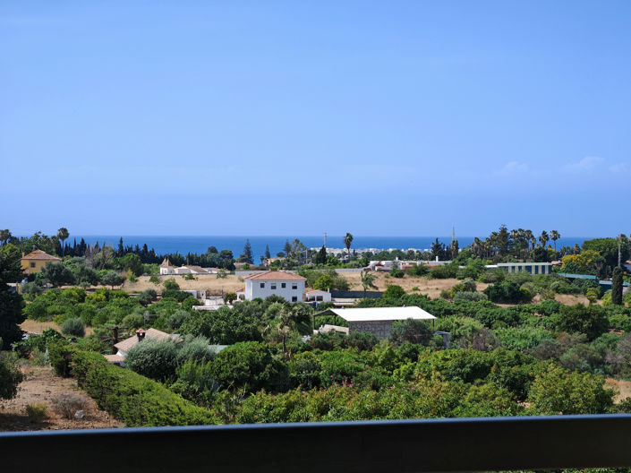 Image No.4-3 Bed Property for sale