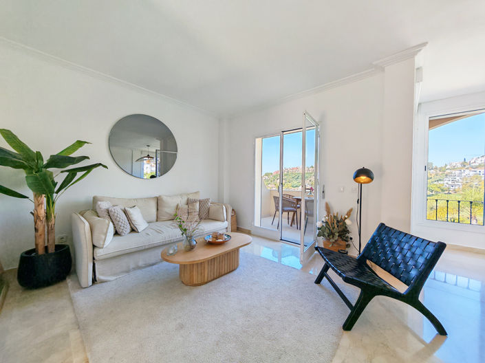Image No.4-2 Bed Property for sale