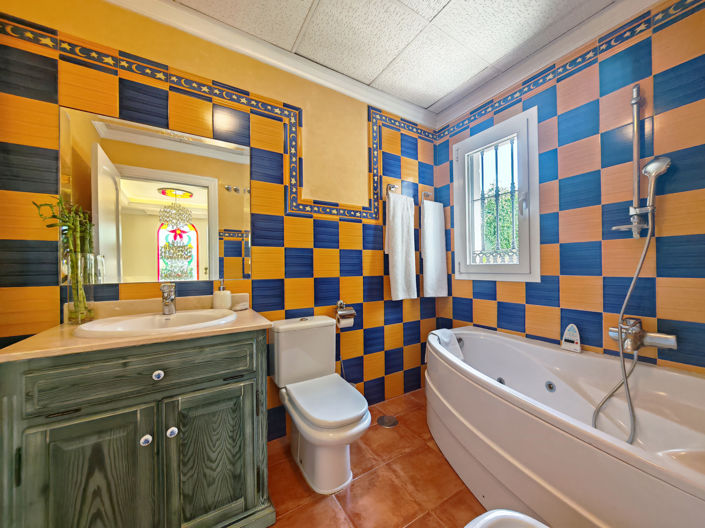 Image No.23-4 Bed Villa for sale