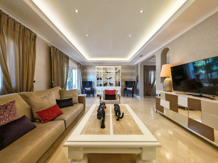 Image No.3-4 Bed Villa for sale