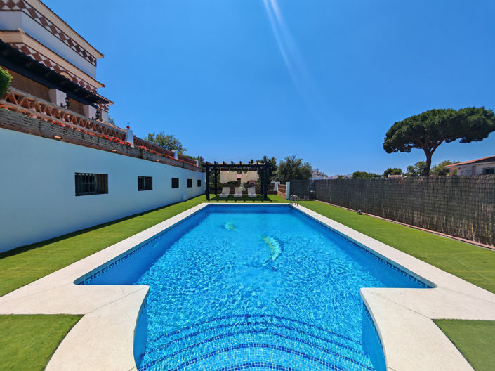 Image No.30-4 Bed Villa for sale