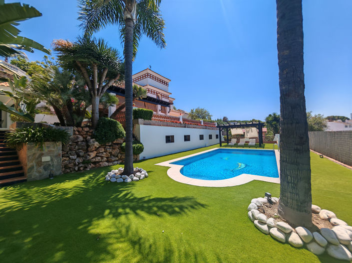Image No.32-4 Bed Villa for sale