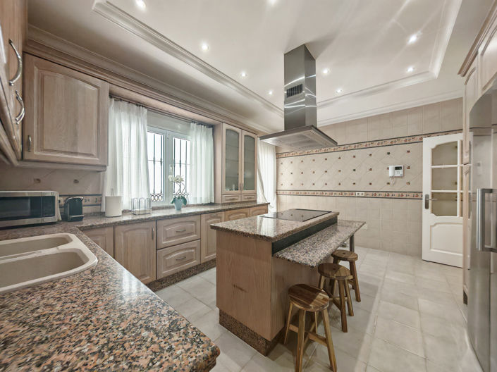 Image No.8-4 Bed Villa for sale
