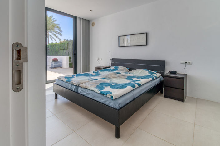 Image No.15-4 Bed Villa for sale