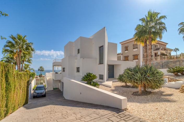 Image No.29-4 Bed Villa for sale