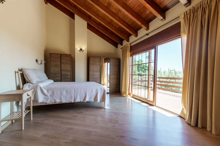 Image No.15-6 Bed Villa for sale