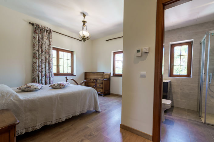 Image No.19-6 Bed Villa for sale