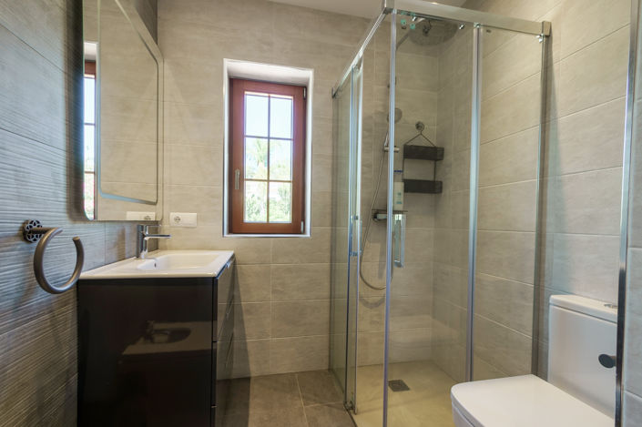 Image No.20-6 Bed Villa for sale