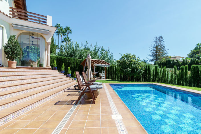 Image No.3-6 Bed Villa for sale