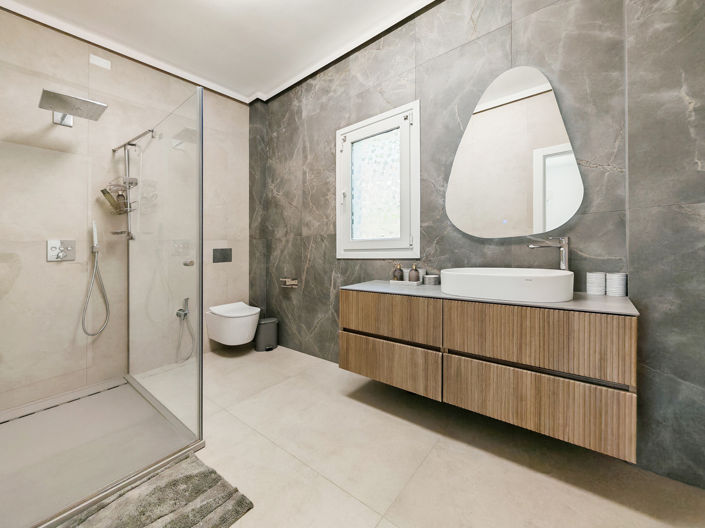 Image No.20-9 Bed Villa for sale