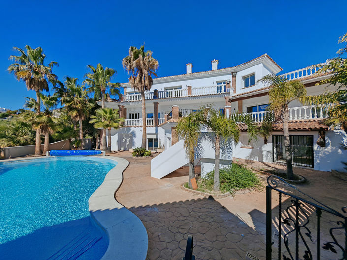 Image No.22-9 Bed Villa for sale