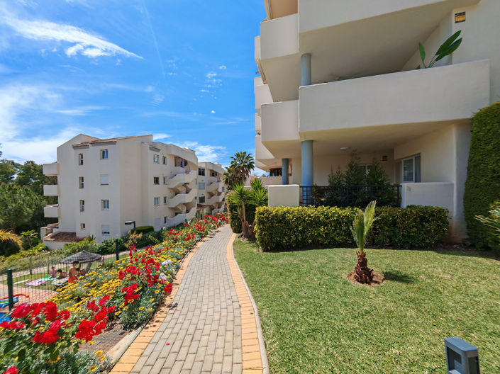 Image No.16-2 Bed Property for sale