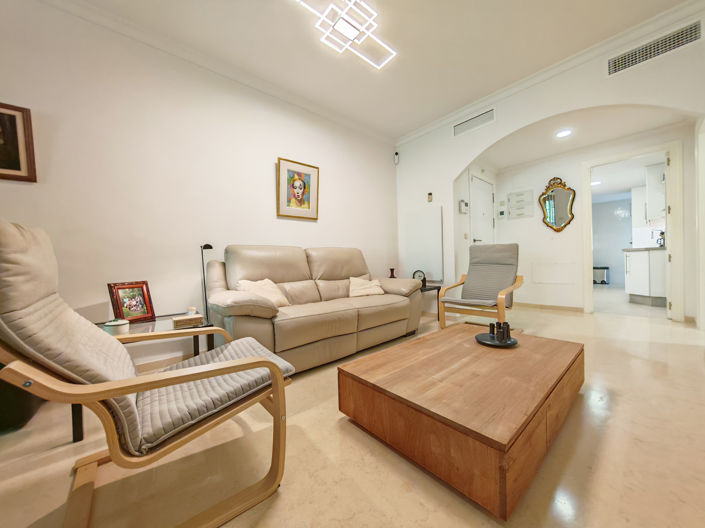 Image No.3-2 Bed Property for sale