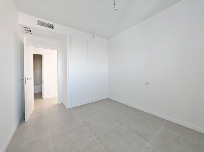 Image No.11-2 Bed Apartment for sale