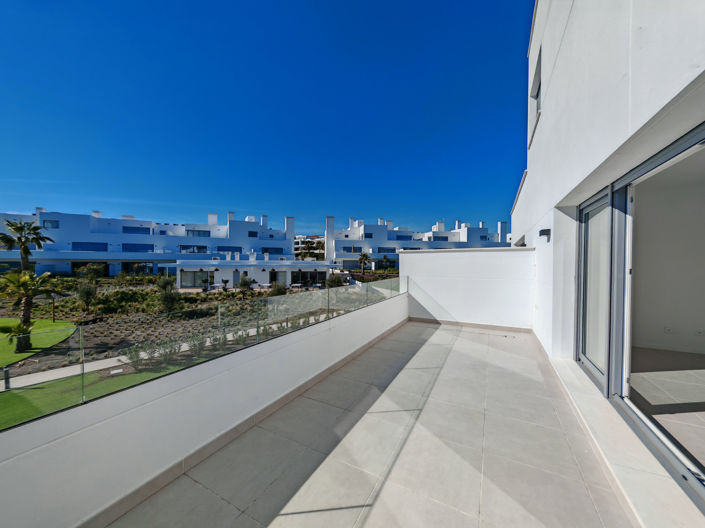 Image No.9-2 Bed Apartment for sale