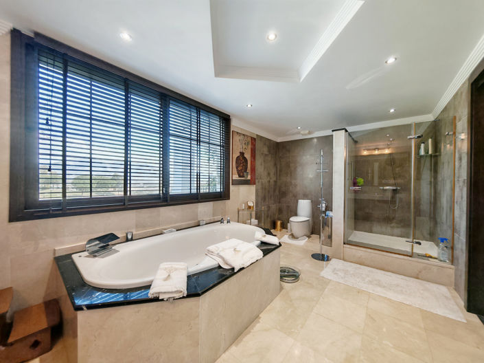 Image No.18-4 Bed Villa for sale