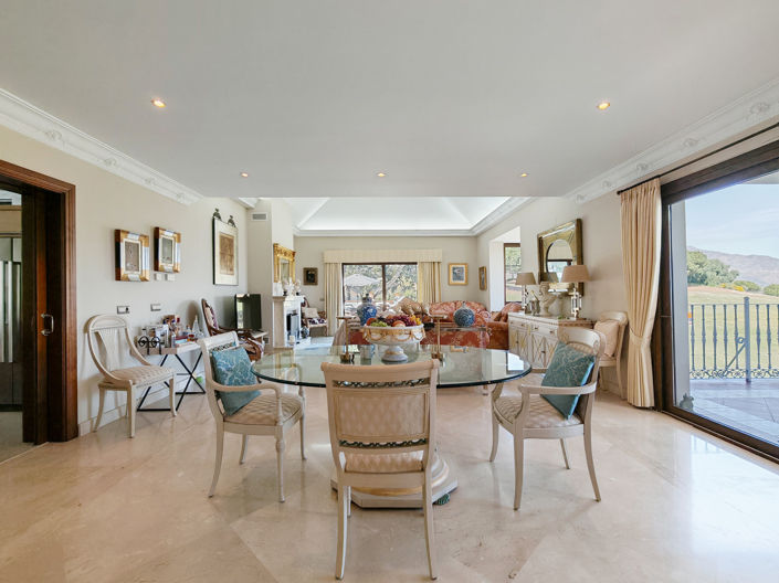 Image No.7-4 Bed Villa for sale