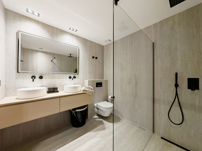Image No.20-3 Bed Apartment for sale