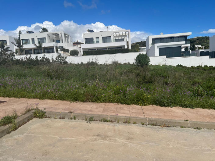 Image No.9-5 Bed Plot for sale