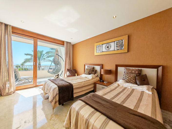Image No.11-3 Bed Apartment for sale