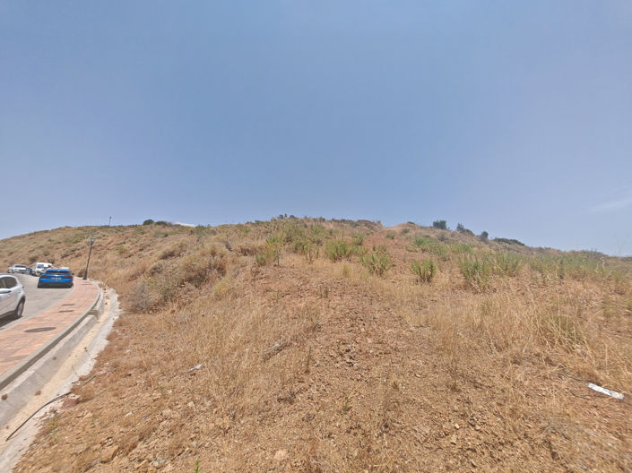 Image No.6-6 Bed Plot for sale