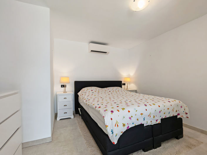 Image No.28-8 Bed Villa for sale