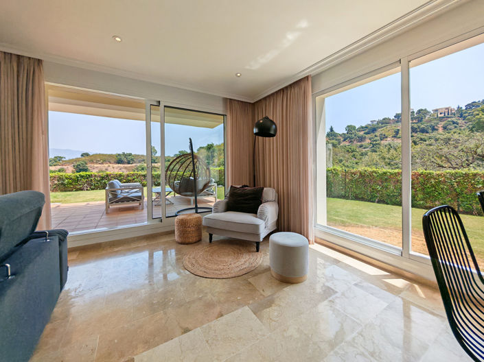 Image No.3-2 Bed Property for sale