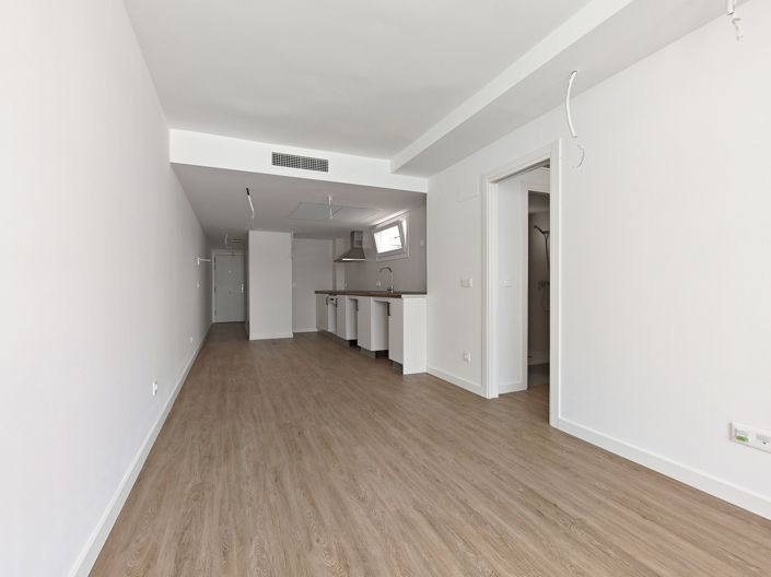 Image No.3-2 Bed Property for sale