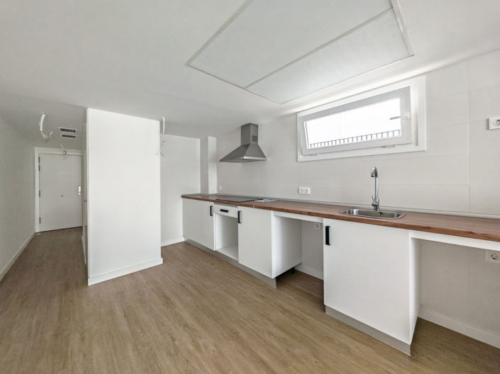 Image No.4-2 Bed Property for sale