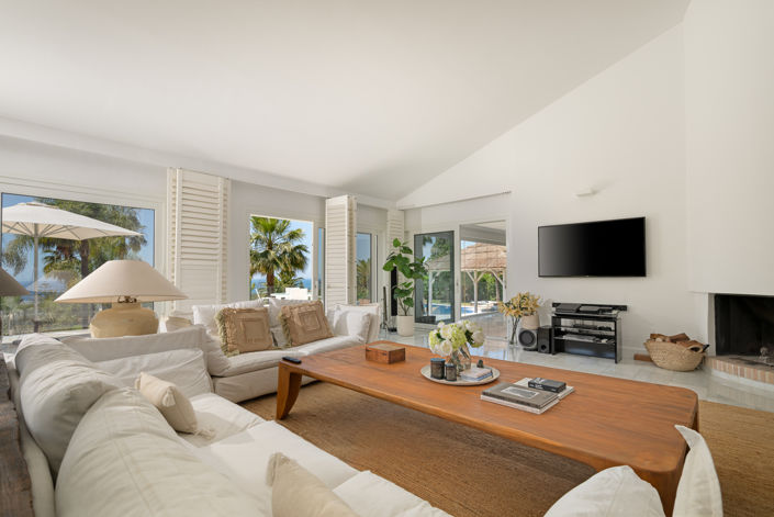Image No.2-7 Bed Villa for sale