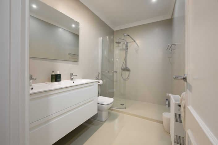 Image No.27-7 Bed Villa for sale
