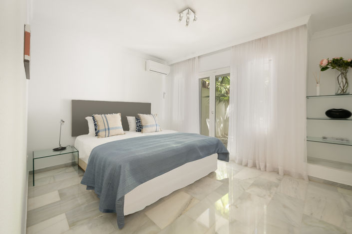 Image No.28-7 Bed Villa for sale