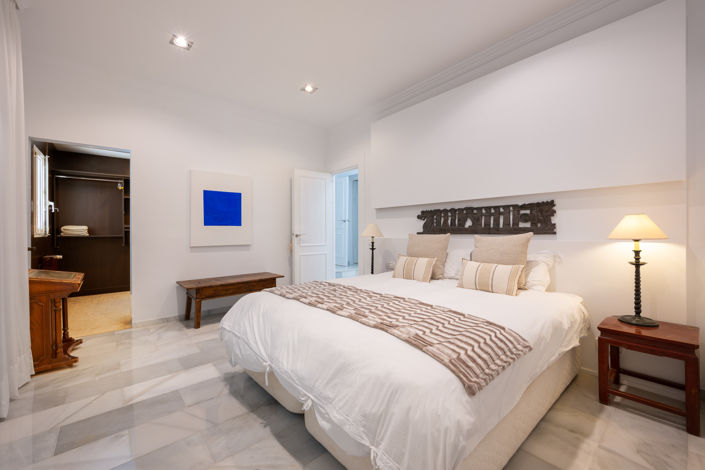 Image No.30-7 Bed Villa for sale
