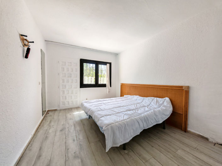 Image No.11-2 Bed Villa for sale