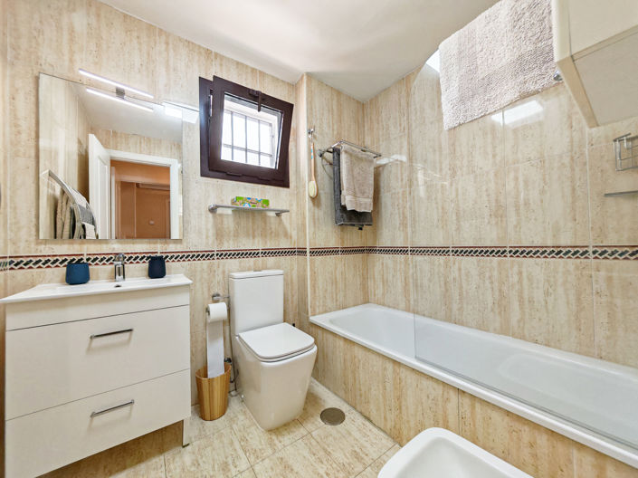 Image No.13-2 Bed Apartment for sale