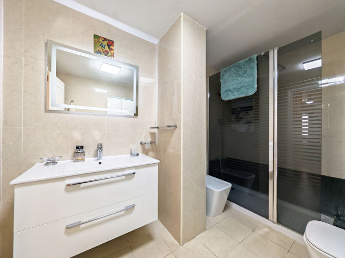 Image No.16-2 Bed Apartment for sale