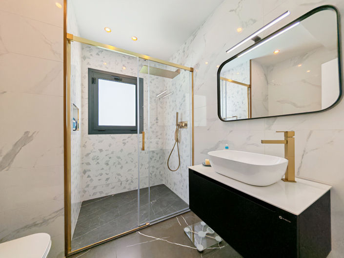 Image No.18-4 Bed Villa for sale