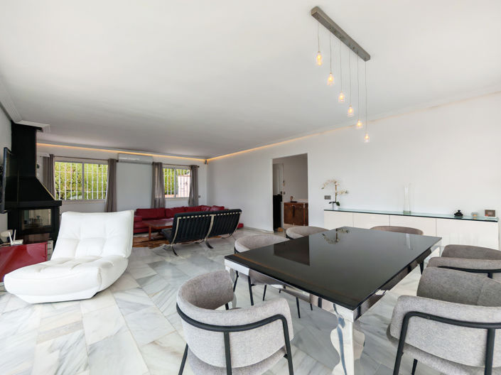 Image No.7-4 Bed Villa for sale